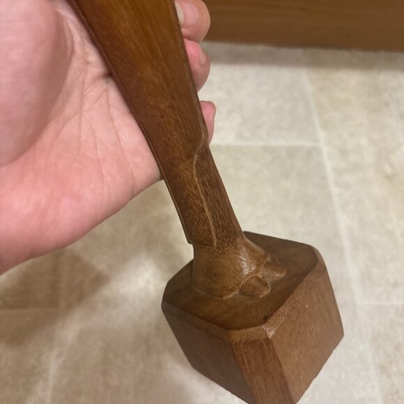 Hand Carved Religious Madonna Virgin Mary Figurine 14 Inches Tall - Picture 6 of 8